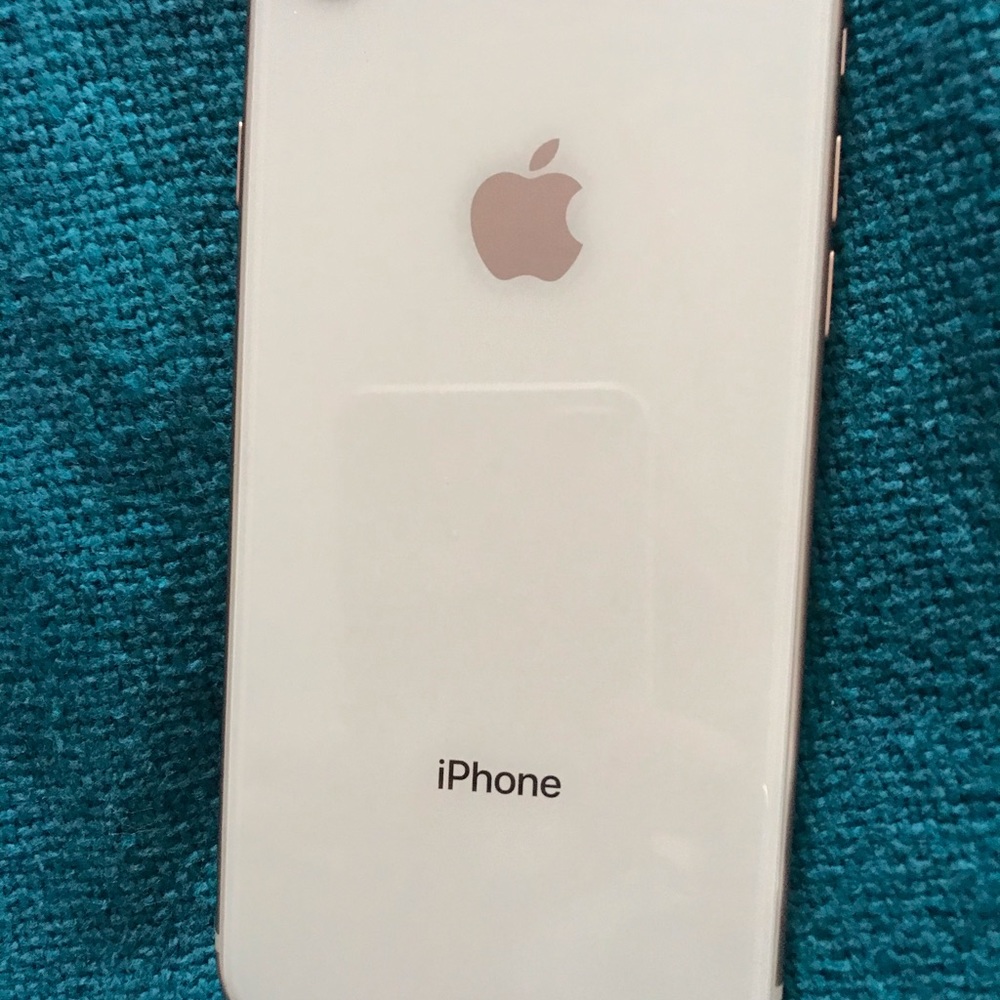 iPhone 8